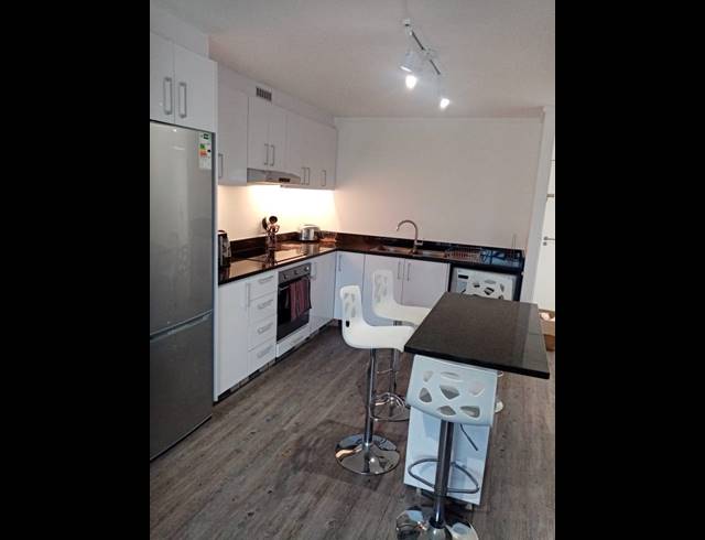 2 BEDROOM APARTMENT RENTED IN ZONNEBLOEM